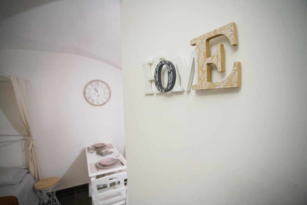Home 5 - Arco Antico Putignano Buitenkant foto